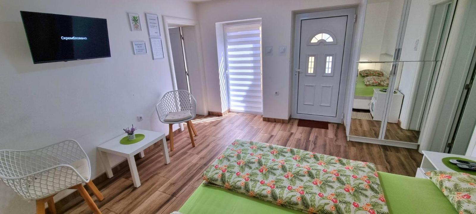 "My Life" Luxury River Apartments Ni المظهر الخارجي الصورة