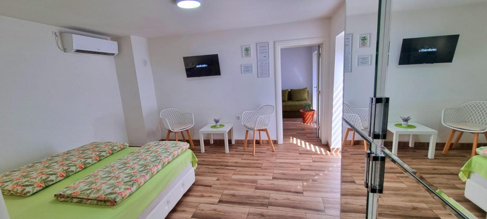 "My Life" Luxury River Apartments Ni المظهر الخارجي الصورة