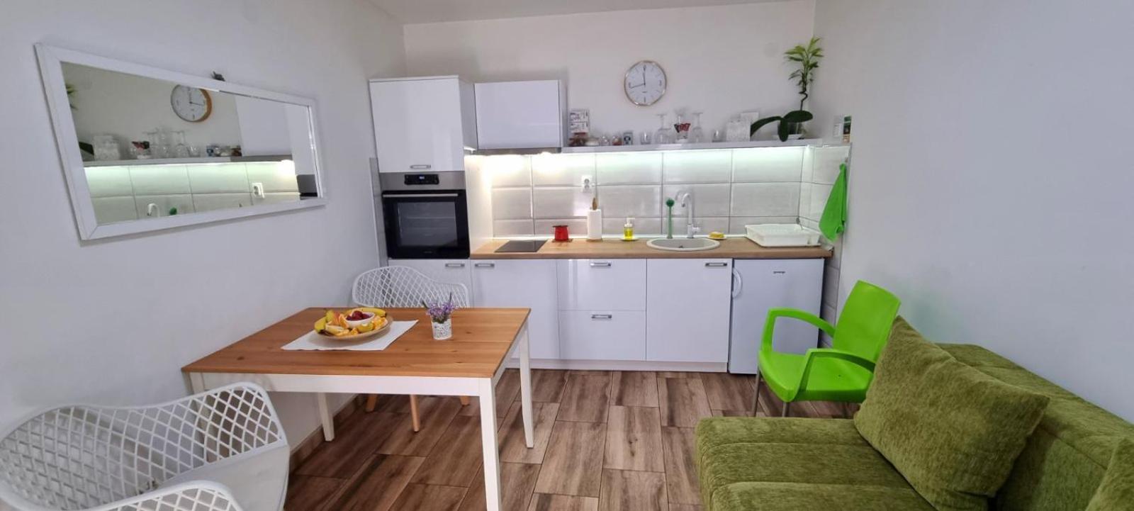 "My Life" Luxury River Apartments Ni المظهر الخارجي الصورة