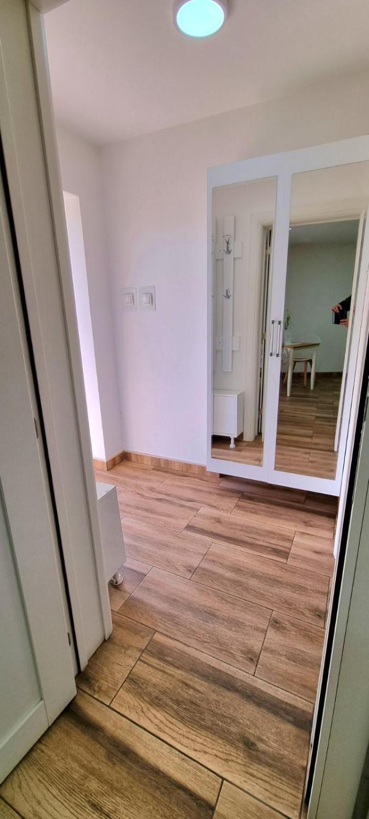 "My Life" Luxury River Apartments Ni المظهر الخارجي الصورة